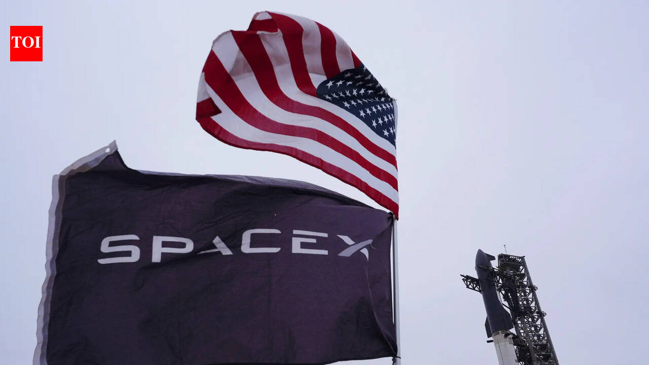 SpaceX शेअर सूची: विश्लेषकांनी इलॉन मस्कच्या नेतृत्वाखालील स्पेस फर्मसाठी $2 ट्रिलियन मूल्यांकनाचा अंदाज लावला
